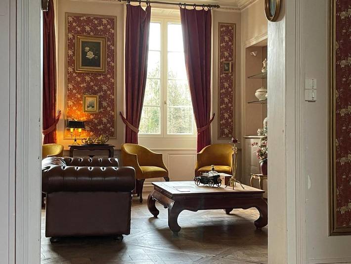 Hôtel pour 4 personnes, avec piscine ainsi que jardin et vue à Brain-sur-Allonnes - 3