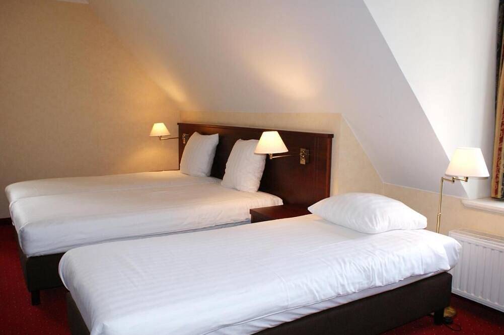 Unwind in Room Near Scenic Het Zwin for Adventure Lovers - 4 Units in Sluis, Zeeuws-Vlaanderen
