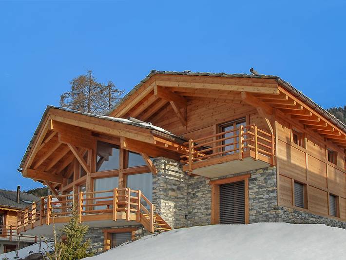 Ferienhaus für 8 Personen, mit Balkon und Terrasse sowie Garten und Sauna im Wallis - 2