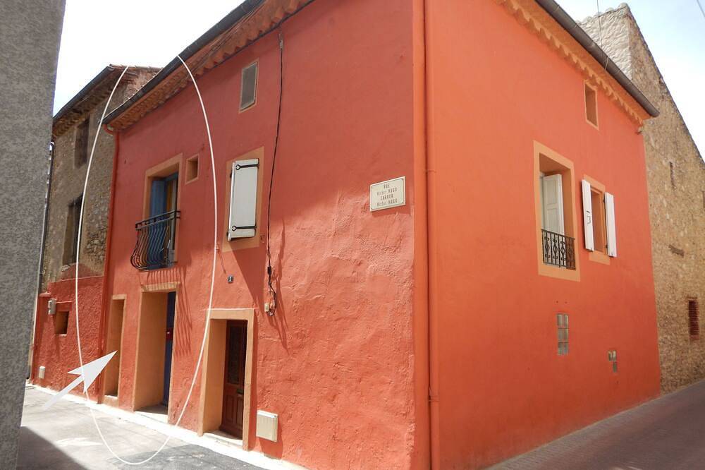 Entire apartment, Independent furnished apartment 60 m2 in Le Boulou, Céret region