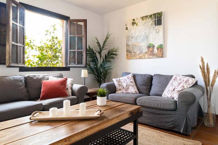 Casa rural para 9 personas, con Balcón y Terraza además de Jardín y Piscina en Santa Eulalia de Ronsana - 3