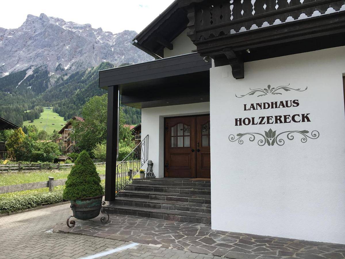 Landhaus Holzereck - Zweibettzimmer in Ehrwald, Alpes d'Ammergau (Autriche)