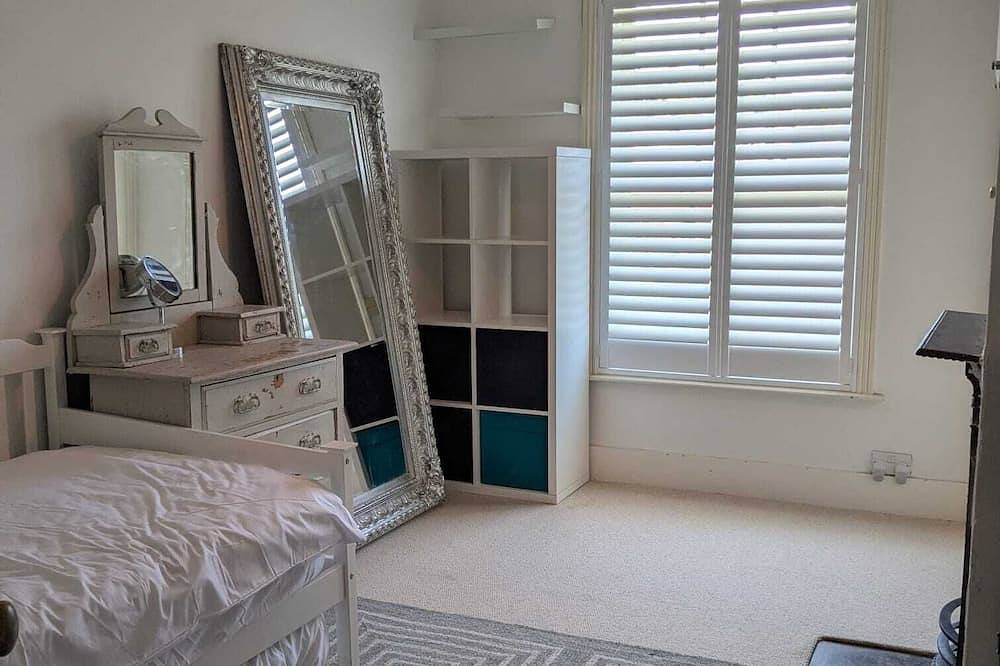 Period Home in the Heart of Winchester in Winchester, South Downs