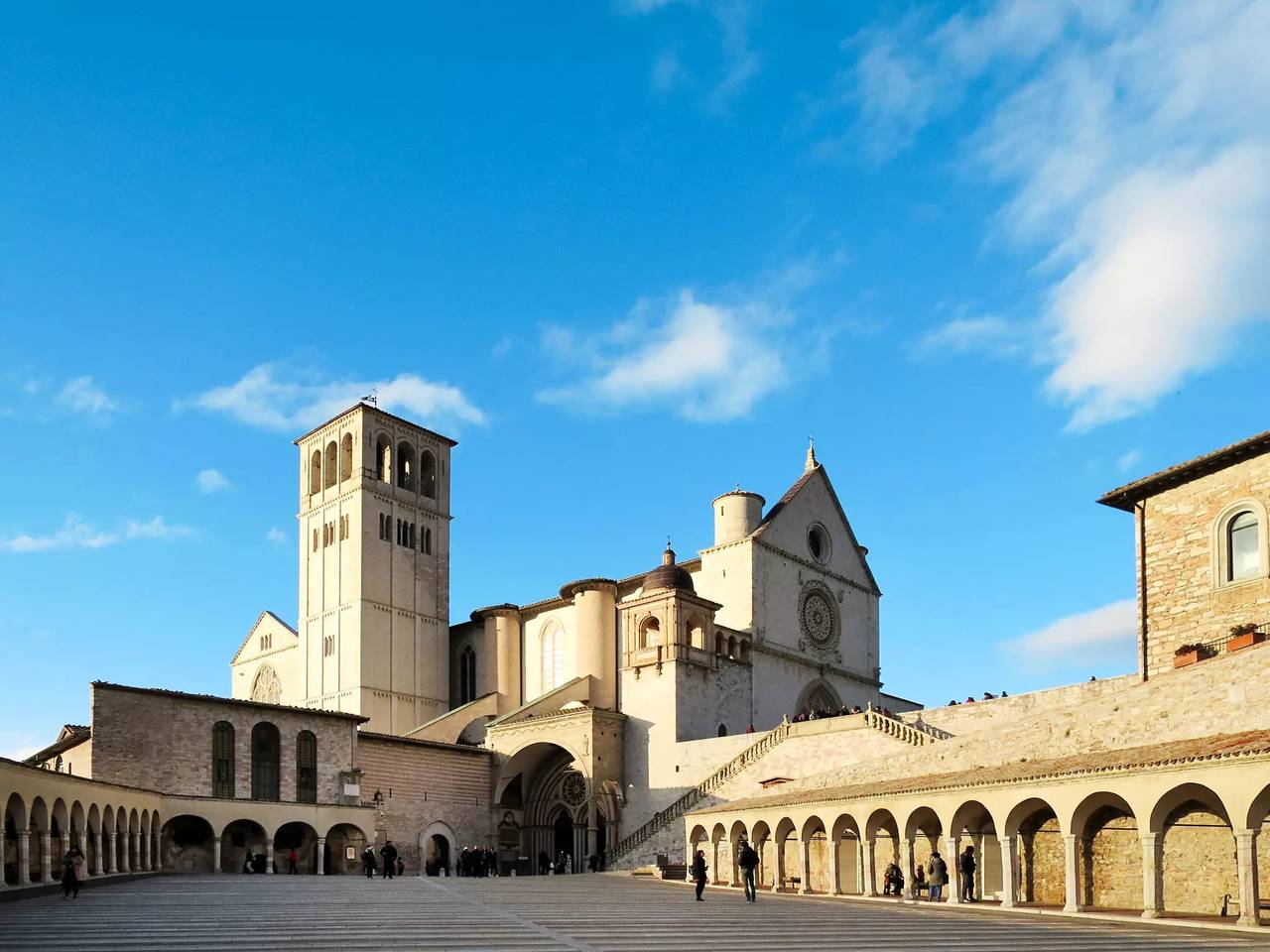 Entire apartment, 4 Pièces 2 Personnes in Assisi, Perugia Province