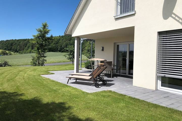 Ferienwohnung für 2 Personen, mit Garten und Terrasse