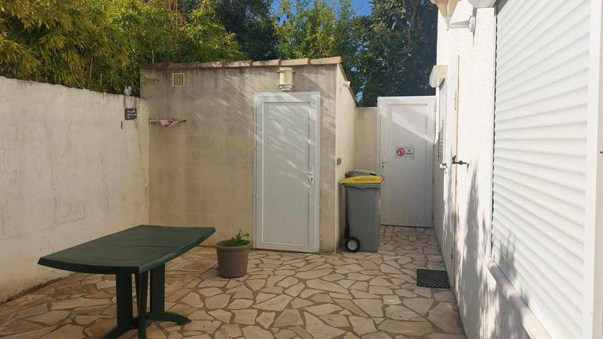 Gîte pour 3 personnes, avec terrasse à Balaruc-le-Vieux - 3