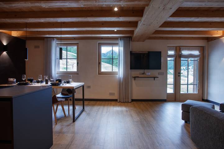 Apartment 'Snow Villa Genf' with Mountain View, Shared Spa Area and Garden in Livigno (Town), Livigno