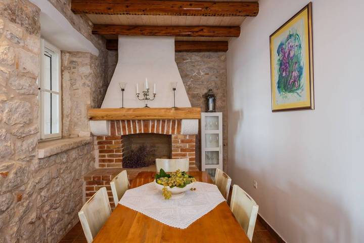 Villa pour 4 personnes, avec jardin et terrasse à Supetar - 3