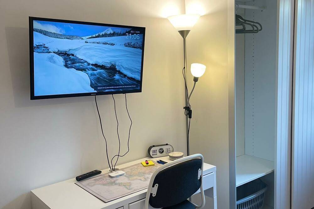 Apartamento entero, Charmant Studio Près de Paris in Bourg-la-Reine, Altos del Sena
