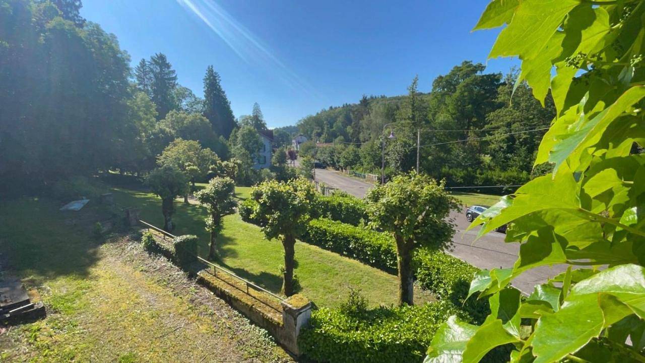 Twin Room with Balcony in La Vôge-les-Bains, Région d'Épinal