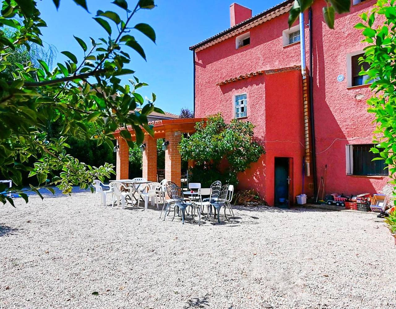 Apartamento 'Los Diegos' con vistas a la montaña, terraza privada y jardín privado in Calamocha, Provincia de Teruel