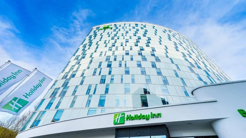 Hotel, mit Terrasse und Garten sowie Sauna und Ausblick in Winterhude Hamburg