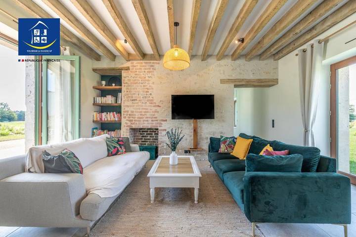 Location de vacances pour 14 personnes, avec jardin et vue à Chémery - 4