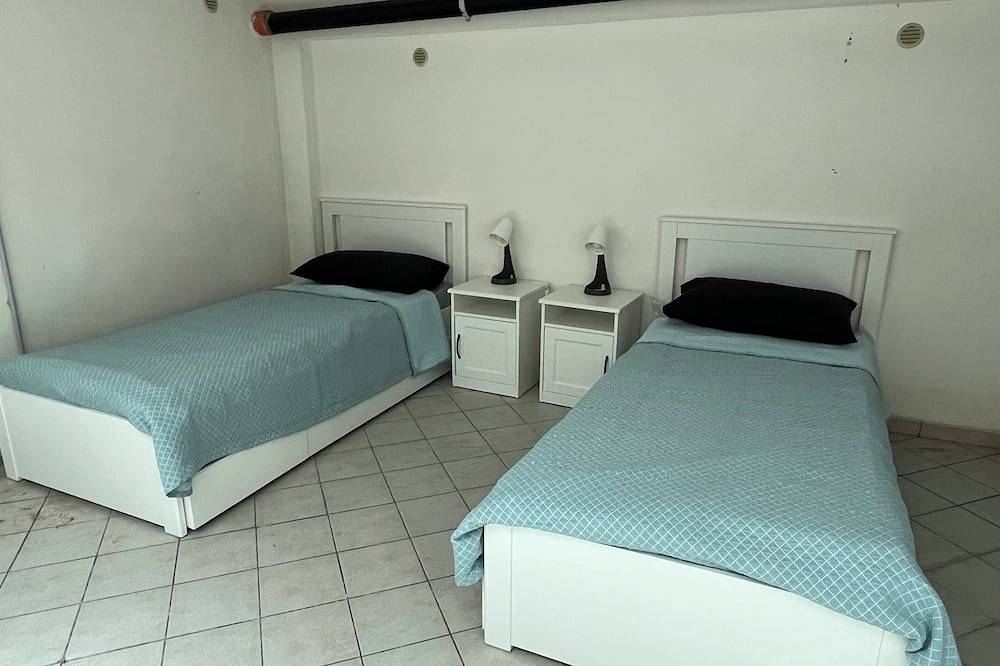 Casa nel Liberty in Canicattini Bagni, Siracusa e dintorni
