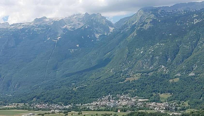 Ferienwohnung für 4 Personen, mit Balkon und Ausblick in Bovec - 2