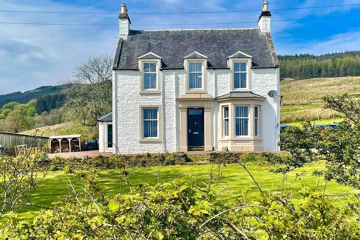 Holiday rental for 10 people, with terrace and garden on Campbeltown