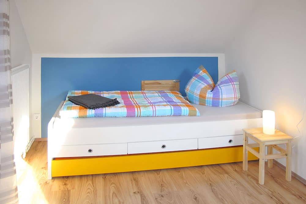 Johannika in Godern, Pinnow