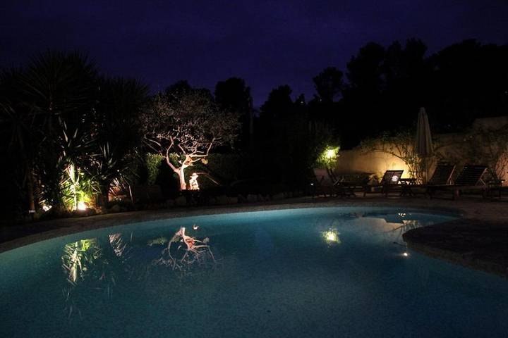 Location de vacances pour 4 personnes, avec jardin et vue ainsi que piscine et bassin pour enfant à Peymeinade - 3