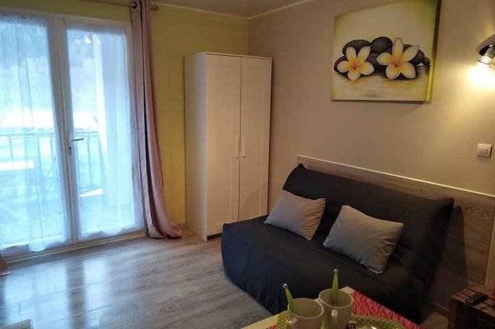 Ganze Wohnung, Studio Plein sud Avec Terrasse vue Centre Village in Saint-Jean-Saint-Nicolas, Nationalpark Écrins