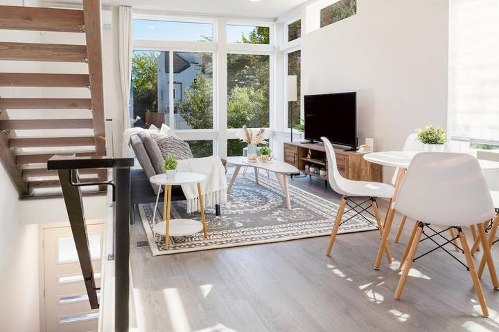 Casa de vacaciones para 5 personas, con terraza además de vistas y vistas al lago - 1