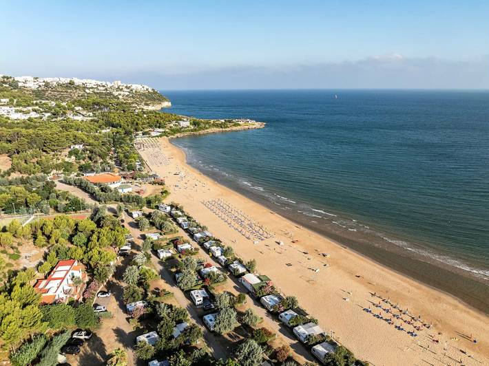 Camping für 6 Personen, mit Terrasse am Gargano