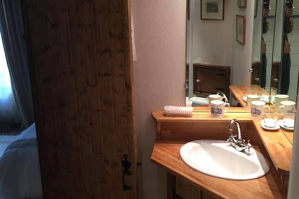 Charming Breton house in the heart of the Rance in Plouër-sur-Rance, Dinan region