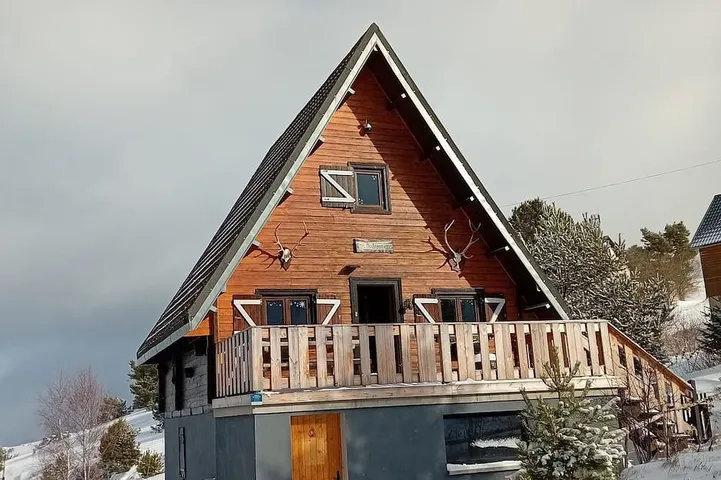 Chalet für 8 Personen, mit Terrasse - 1