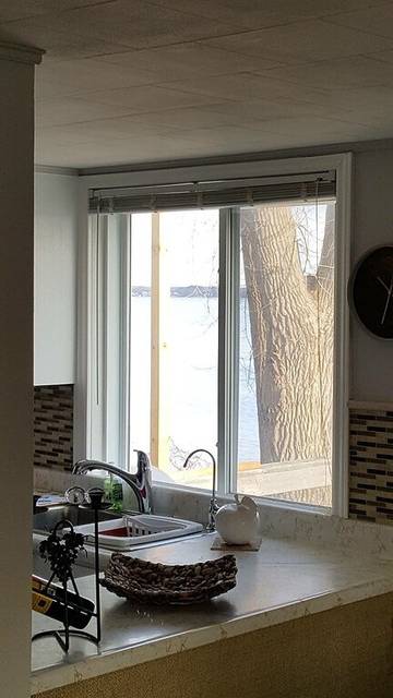 Cabin Rentals And Lodges for 6 Guests in Lake Ontario (Canada), Picture 3