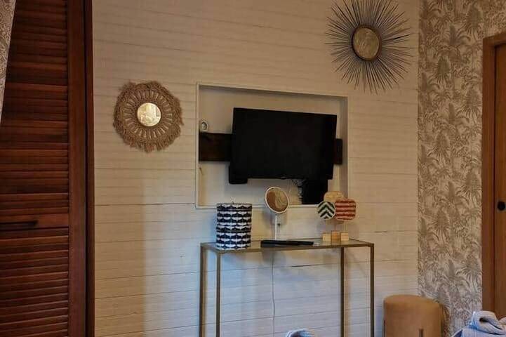 Gîte pour 2 personnes, avec terrasse ainsi que jardin et jacuzzi à Prouilly - 3