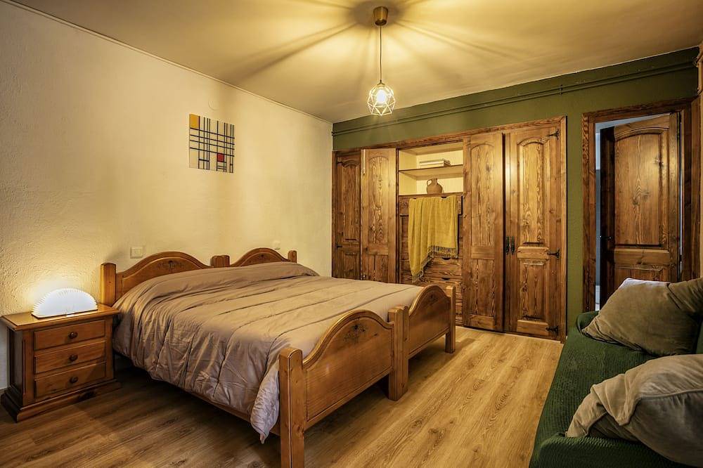 Priorat-Enoturismo-Relax-Naturaleza-Escapada Rural in Escaladei, La Morera de Montsant