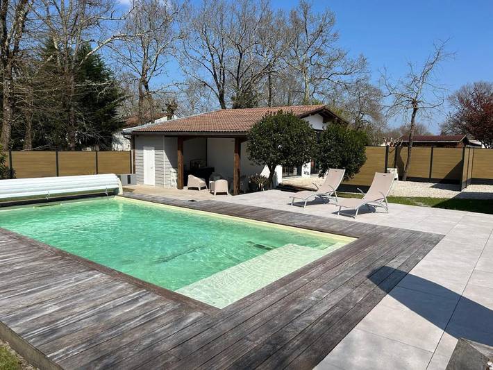 Location de vacances pour 4 personnes, avec jardin et piscine à Martignas-sur-Jalle - 3