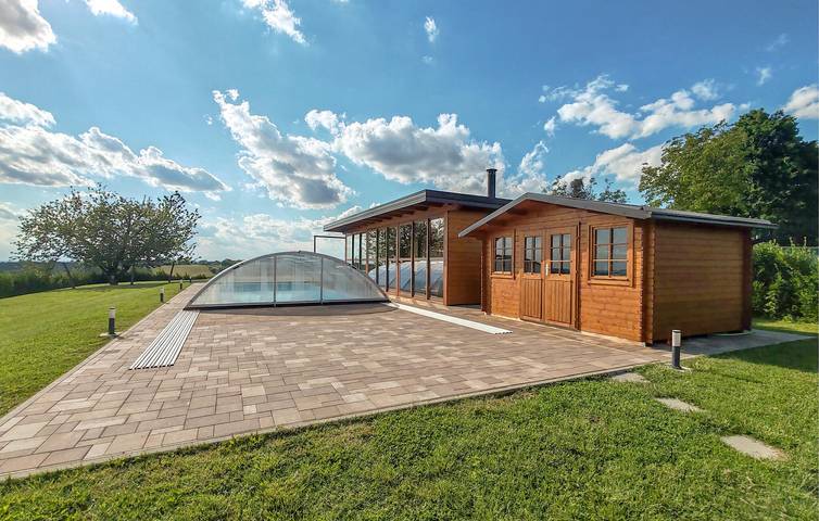Charmante 2-Zimmer-Wohnung mit Pool, WLAN, Parkplatz und Grill! in Bjelovar-Bilogora
