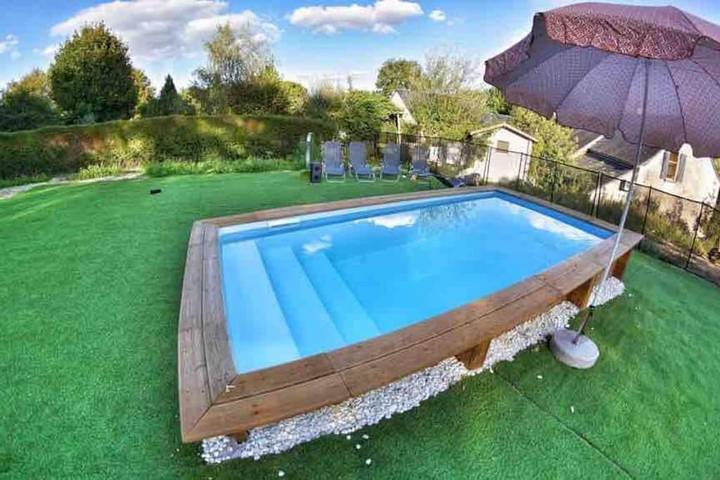 Location de vacances pour 23 personnes, avec jardin ainsi que piscine et terrasse, animaux acceptés à Bessé-sur-Braye - 3