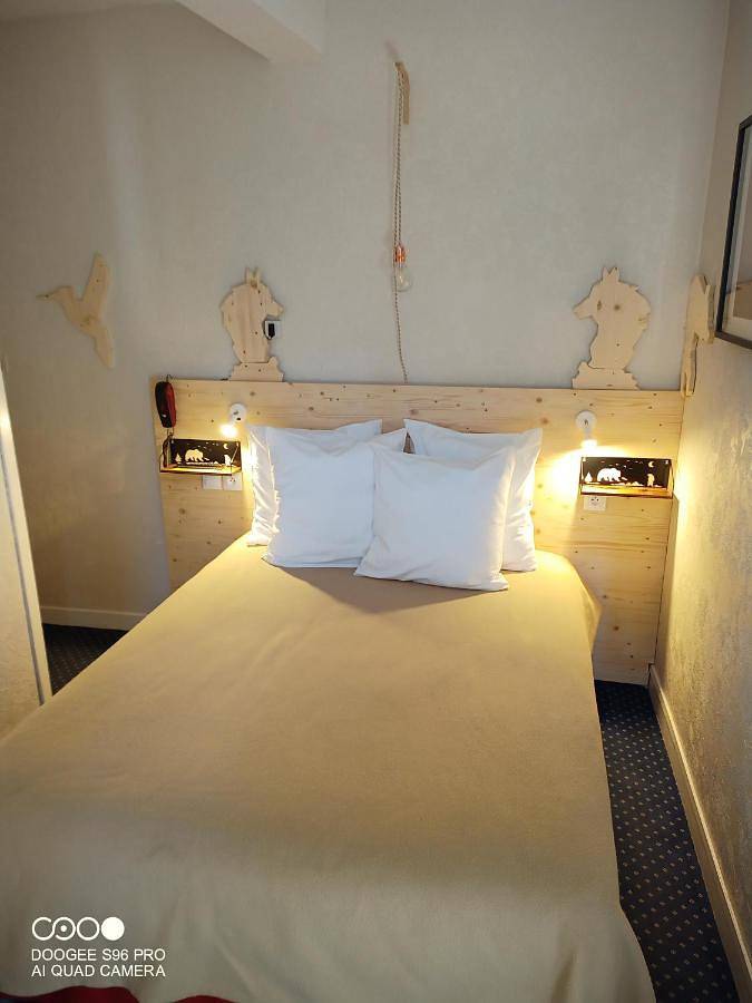 Hôtel pour 3 personnes, avec terrasse à Tarascon-sur-Ariège - 4