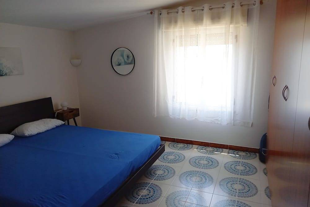 Ganze Wohnung, Meerblick-Ferienwohnung Casa Gino in Apulien am Ionischen Meer mit tollem Strand in Specchiarica, Manduria