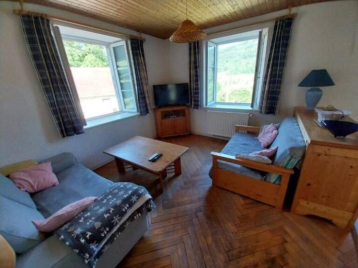 Gîte pour 6 personnes dans Laval-le-Prieuré