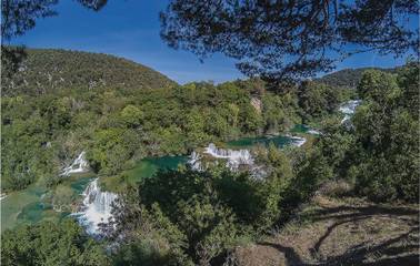 Ferienwohnung für 9 Personen in Pirovac, Šibenik-Knin, Bild 1