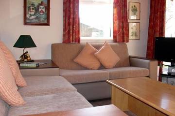 Log Cabin for 6 People in County Fermanagh, Photo 4