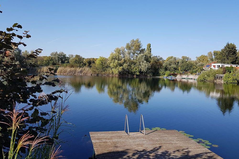 Komfortables Ferienhaus mit eigenem Seegrundstück in Ketsch, Rheinebene