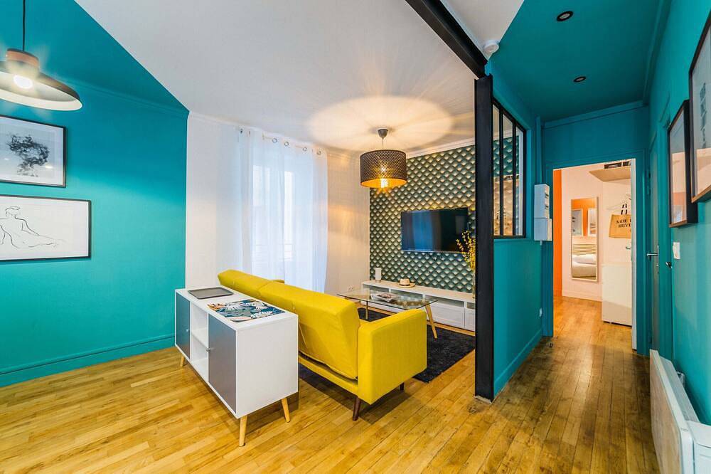 Entire apartment, L'indigo - Chic apartment - 1 Bedroom in Brive-la-Gaillarde, Brive-la-Gaillarde region