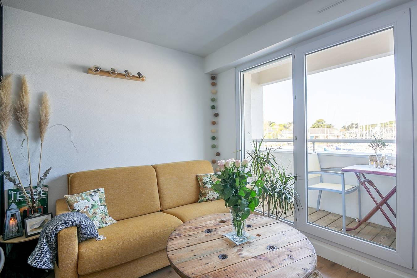 Ganze Wohnung, La Chaloupe - Appartement avec balcon vue sur le port in Dahouët, Pléneuf-Val-André