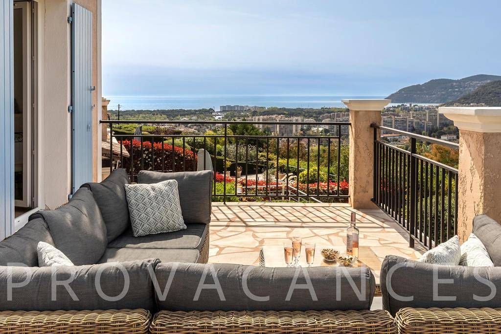 Villa pour 6 personnes avec piscine in Mandelieu-la-Napoule, Massif de l'Esterel