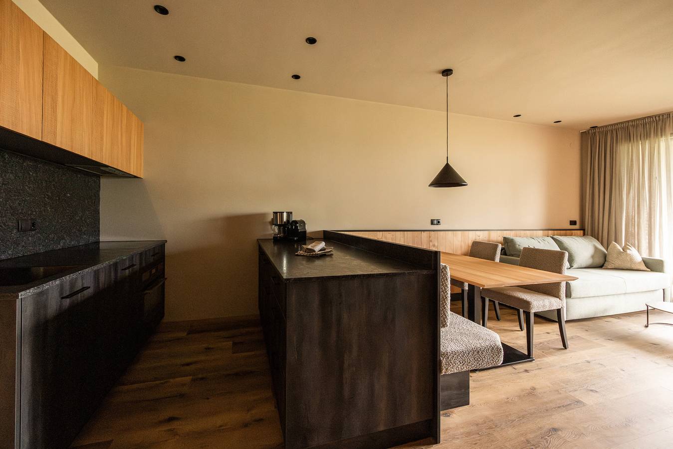 Ganze Wohnung, Apartment 'Oberhaslerhof Floralis' mit Bergblick, Wlan und Klimaanlage in Schenna, Sarntaler Alpen