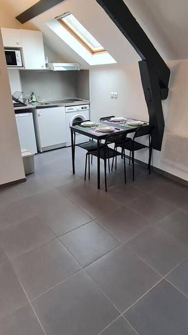 Gîte pour 4 personnes, avec piscine à Montfermeil - 4