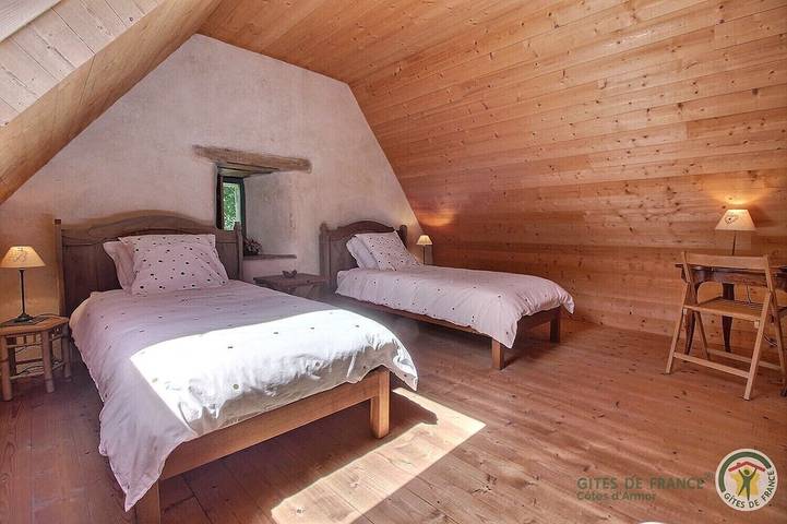 Location de vacances pour 4 personnes, avec jardin à Plouaret - 3