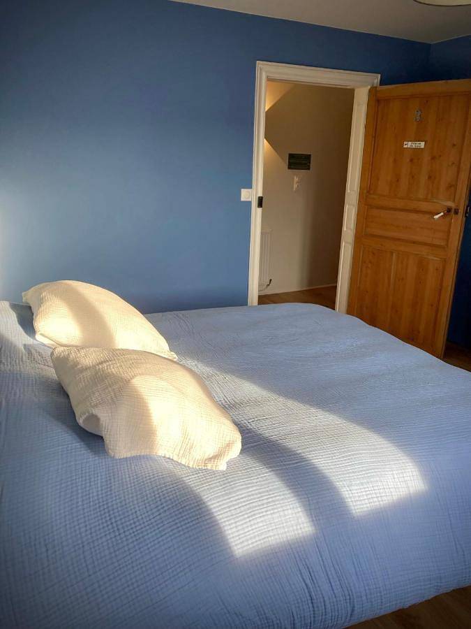 Double Room in Saulzoir, Département Nord
