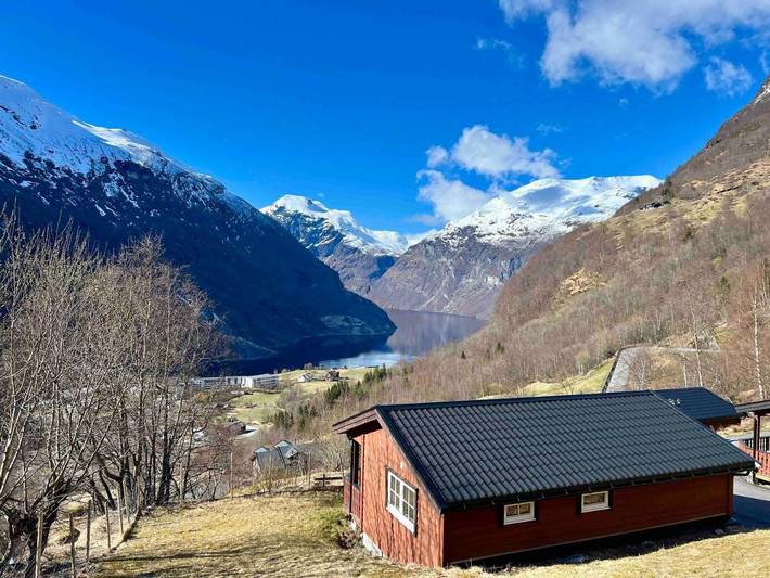 Ferienhaus für 3 Personen, mit Balkon und Ausblick sowie Seeblick in Møre og Romsdal - 3