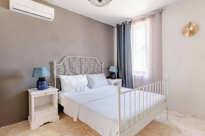 Luxury Private Stone Villa with private pool and sea view in Cesme in Türkische Ägäis