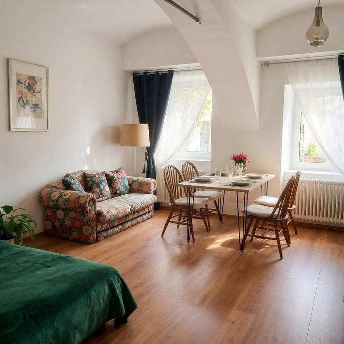 Hotel für 3 Personen, mit Terrasse und Ausblick in Payerbach
