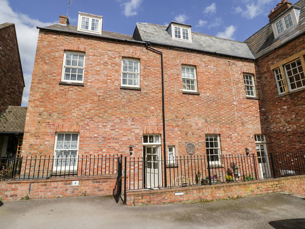 Entire apartment, 4 The Old Council House in Shipston on Stour, Warwickshire